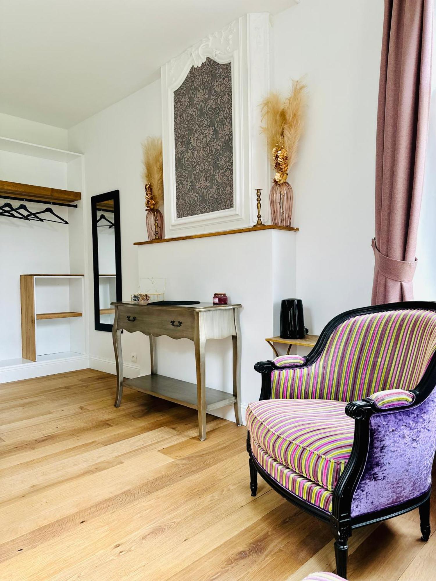 Suite Luxueuse Au Chateau De Saint Vitu 104 Tinlot Екстериор снимка